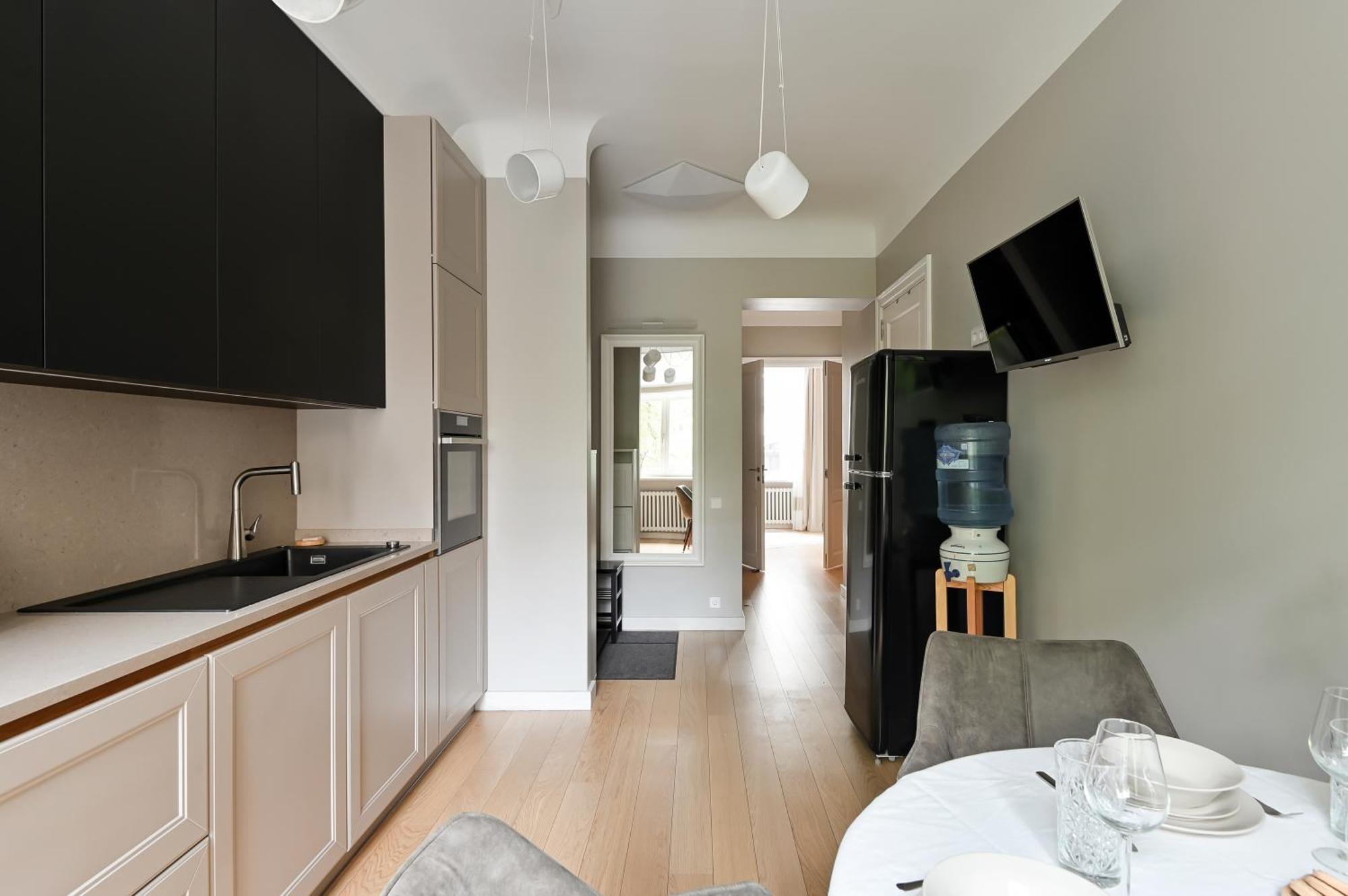 Modern 2-Bdrm Centre Apartment リガ エクステリア 写真