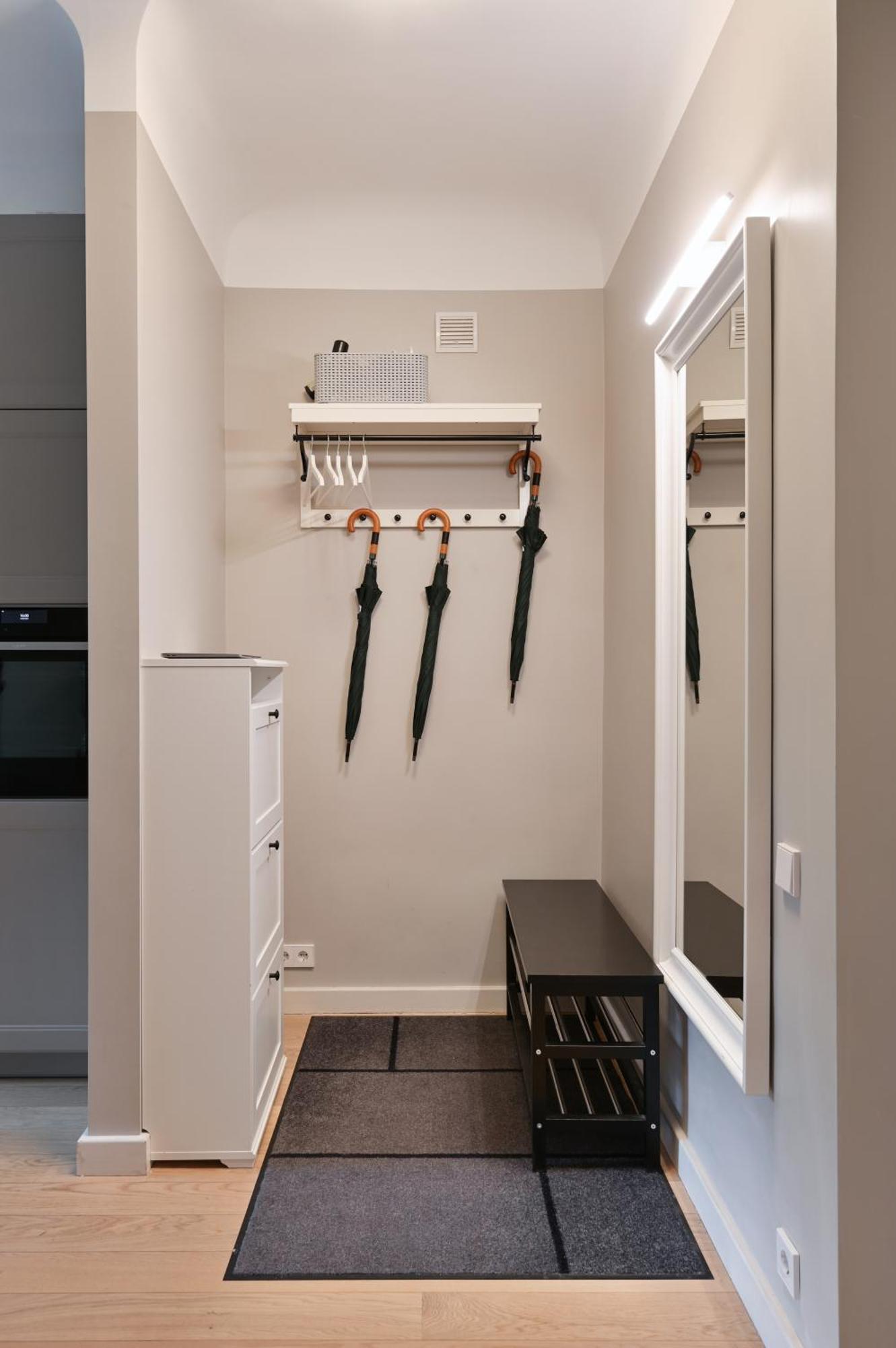 Modern 2-Bdrm Centre Apartment リガ エクステリア 写真